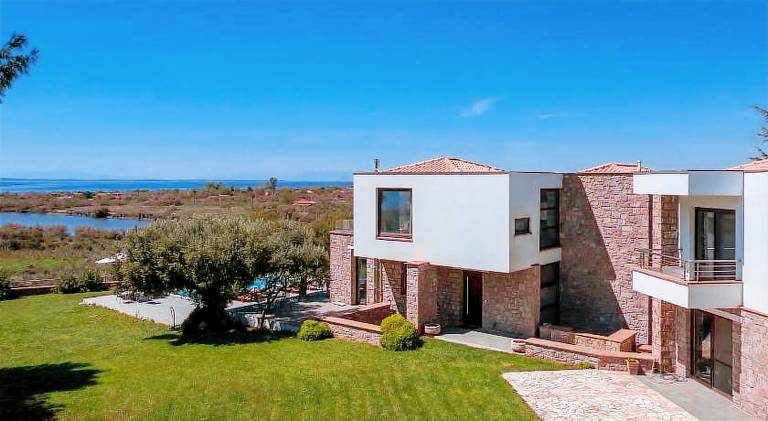 Vatopedi Serenity Pool Retreat by Halkidiki Villas — photo 4