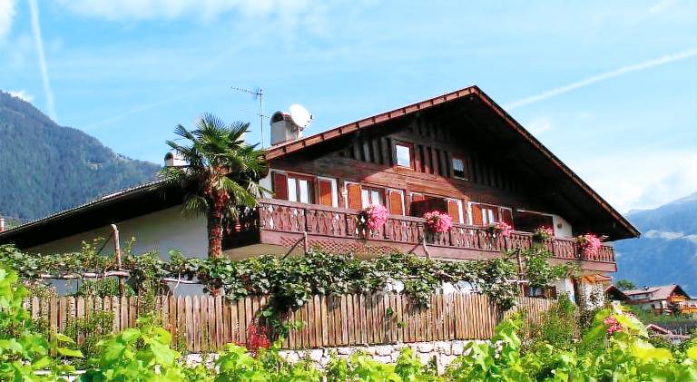 Residence Lenzenau in Marlengo