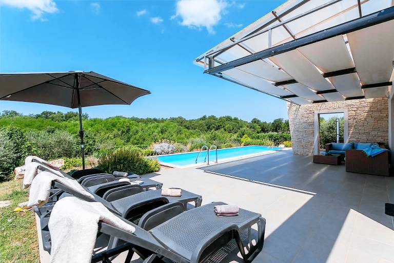 Fully equipped villa with BBQ, garden & patio | Sea view | Pets allowed — photo 4
