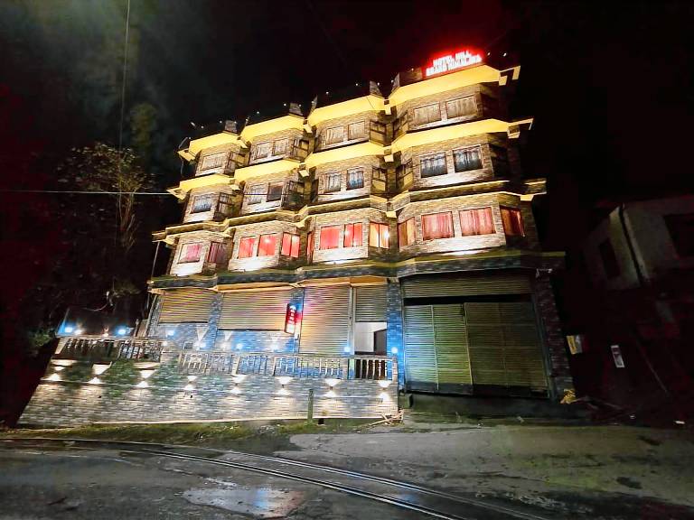 Hotel Hill Grand Himalaya in Darjeeling