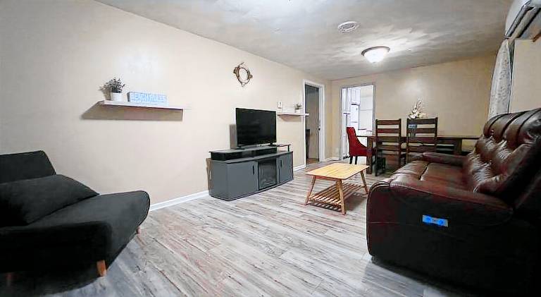 Nice house with jacuzzi | Pets allowed — photo 2