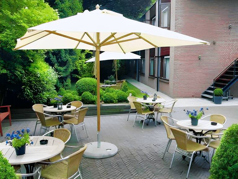 Hotel Dordrecht — photo 4