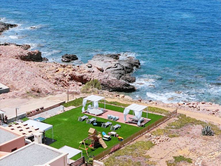 Child-friendly beautiful apartment with yard, barbecue & pool | Pet-friendly — photo 3