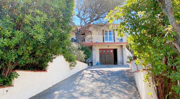 House | Next to the beach | Dogs allowed — photo 5
