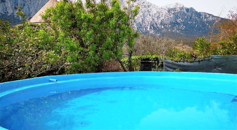 Vacation home with terrace, yard & BBQ — photo 3