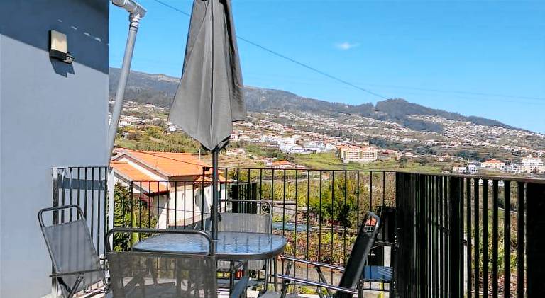 Rental apartment with terrace & barbeque | Perfect for remote work | Pets allowed — photo 5