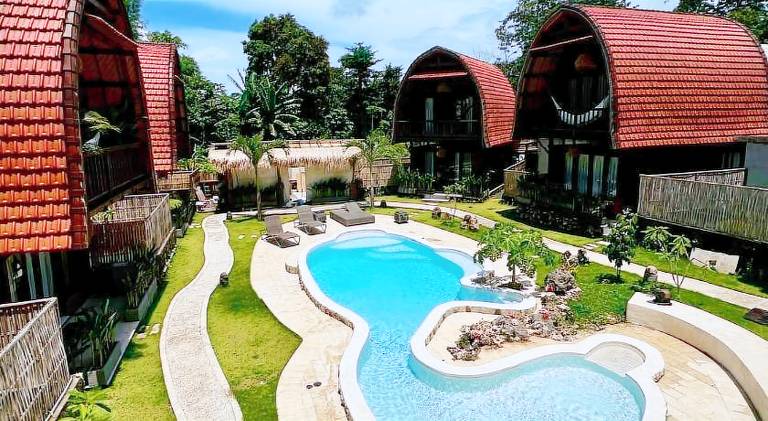 Villa with pool | Pets allowed — photo 3