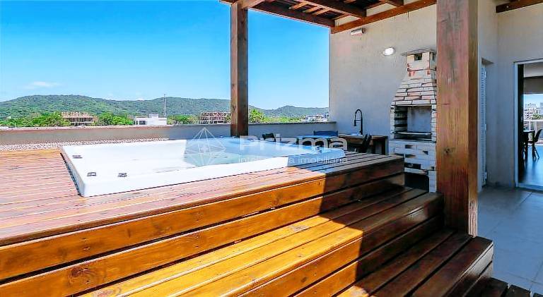 Rental apartment with jacuzzi — photo 3