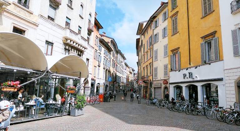 Rental apartment for 6 persons in Bergamo