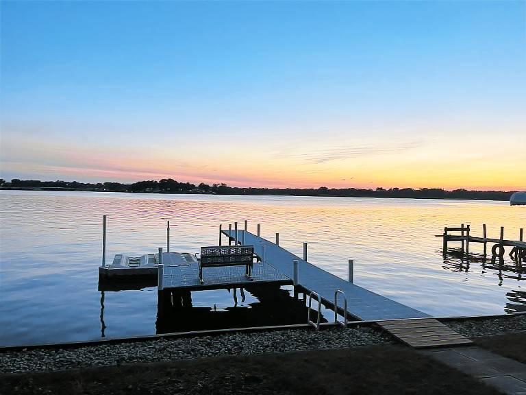 House Fox Lake