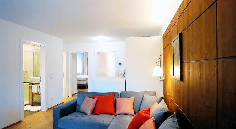 Rental apartment with 2 rooms for 5 persons — photo 2