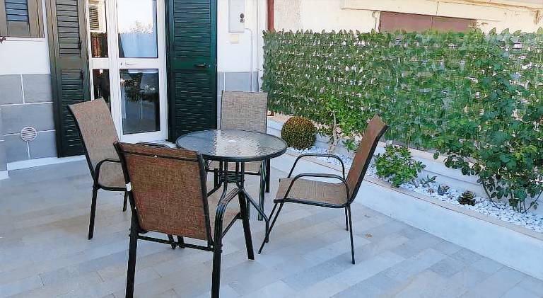 Holiday apartment with terrace | Pets allowed — photo 3