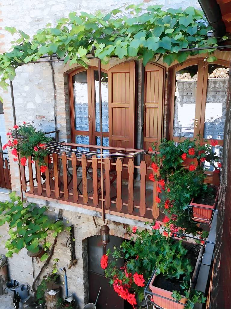 Rental apartment with fast internet, terrace & hot tub | City view | Dogs allowed — photo 2