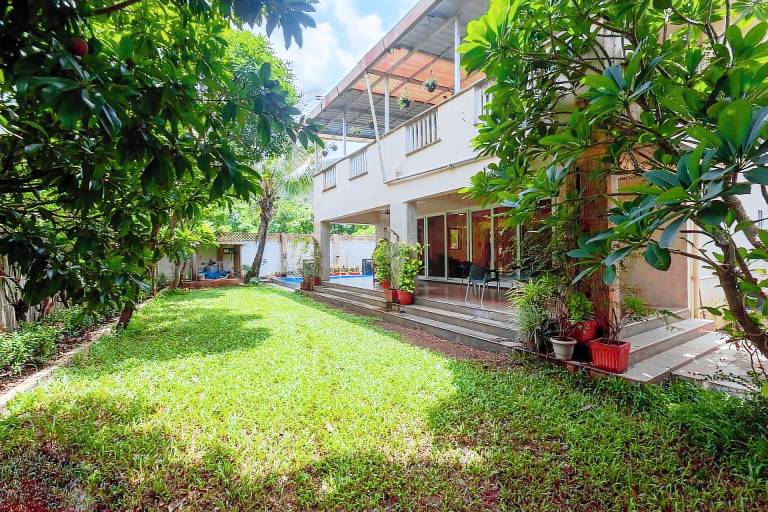 Villa  Karjat