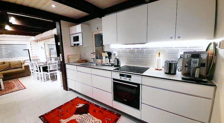 Chalet | Ski nearby | Pets are welcome — photo 3