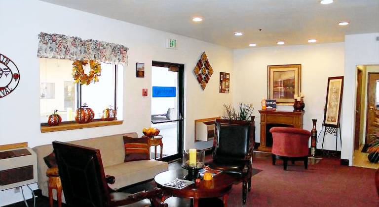 Travelodge by Wyndham Elko NV — photo 4
