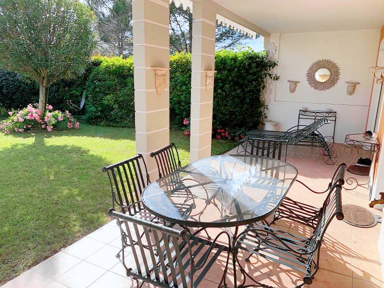 Holiday apartment with terrace, garden & heated pool | Mountain view — photo 2