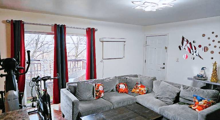 Holiday apartment | Dogs allowed in Secaucus, NJ