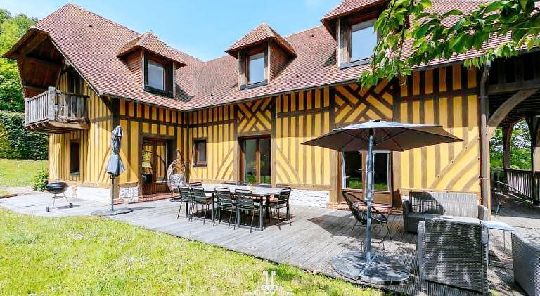 Villa with 4 rooms for 10 persons in Honfleur