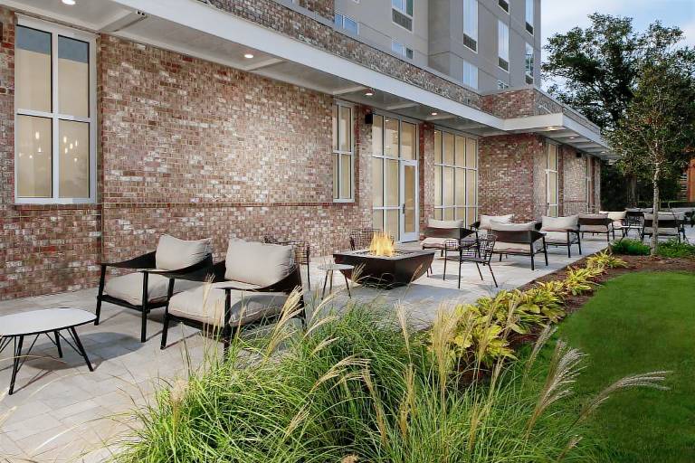 Hilton Garden Inn Pensacola Downtown — photo 4