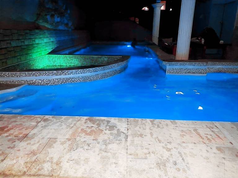 Vacation home with BBQ, garden & pool — photo 5