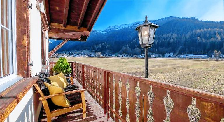 Wonderful holiday apartment | Dogs allowed in Klosters-Serneus