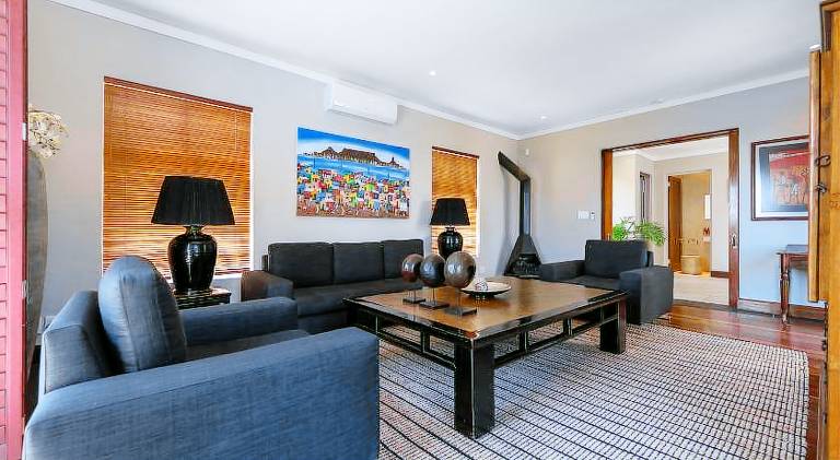 The Cape Bali Luxury Villa with Ocean Views in Camps Bay — photo 4