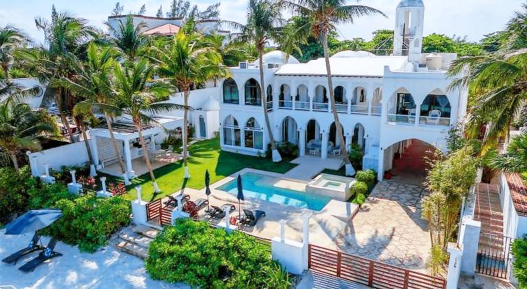 House with pool in Cancún