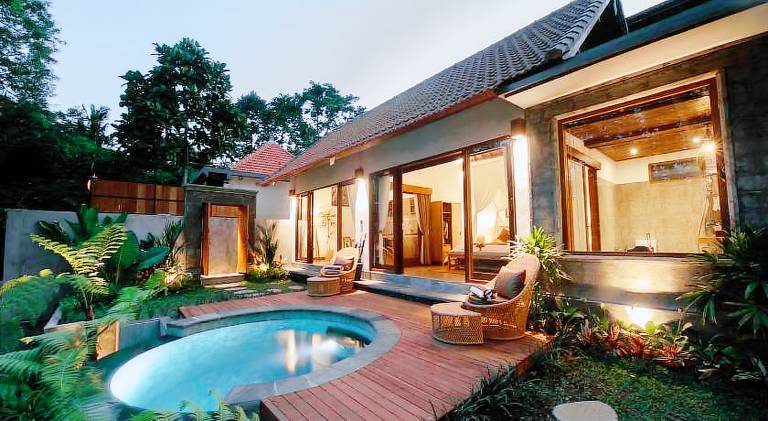 Villa with jacuzzi & pool | Pets are welcome — photo 3