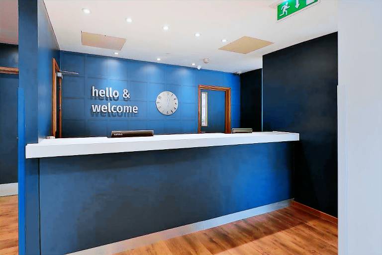 Travelodge Swansea Central — photo 3