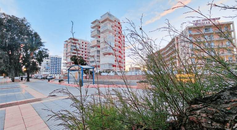 Holiday apartment with pool — photo 4