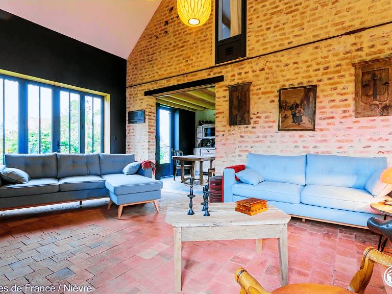 Bed and breakfast with 1 room for 2 persons in Nevers