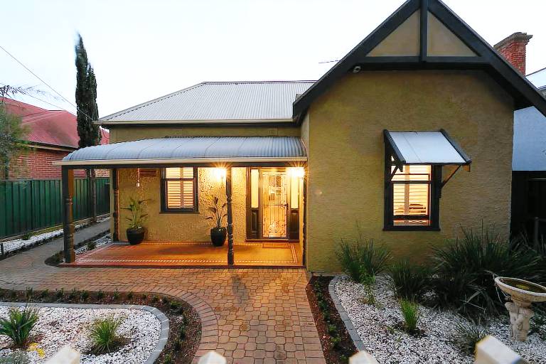 House Henley Beach
