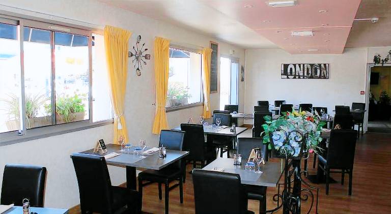 HOTEL Chateau-Thierry Centre — photo 2