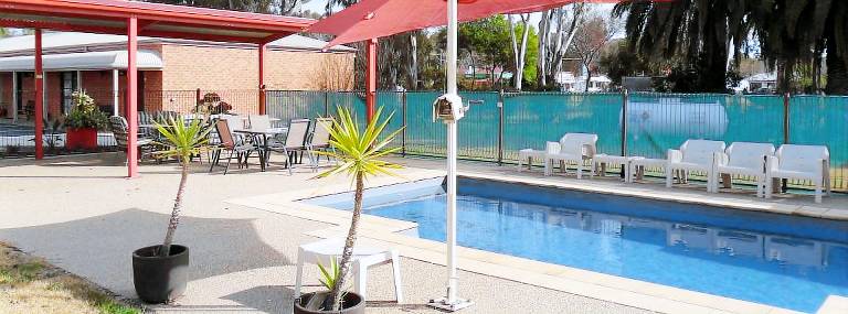 Motel Deniliquin Council