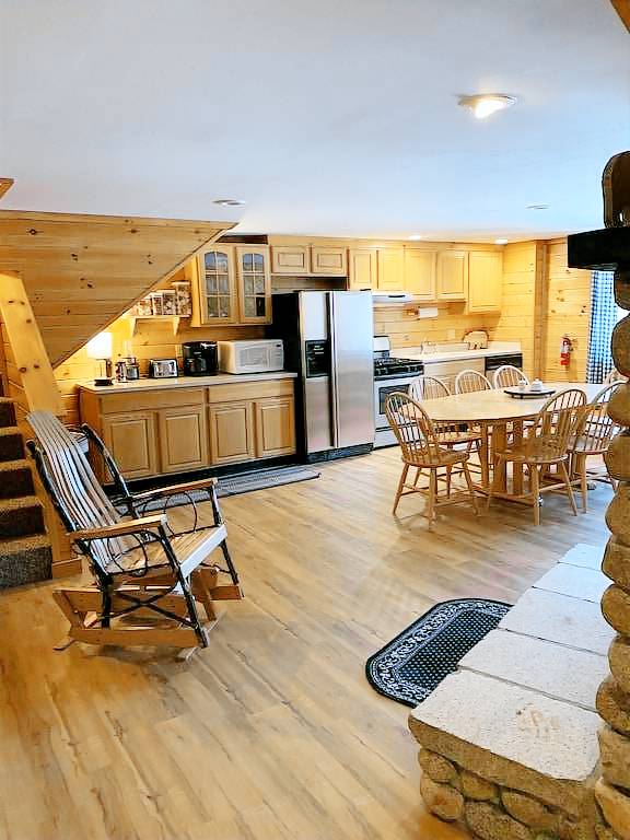 Cabin  East Burke