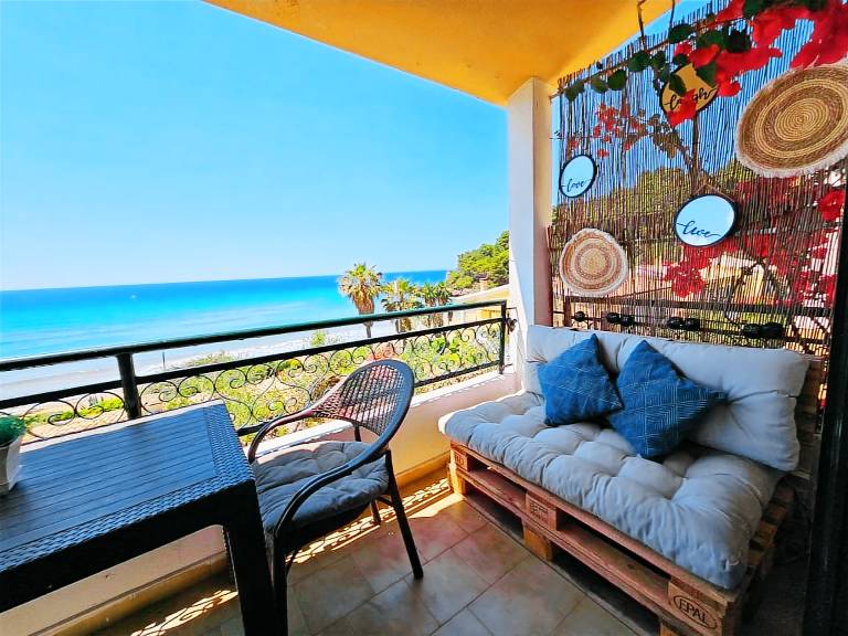 Child-friendly rental apartment with pool | Sea view | Next to the beach | Pets are welcome — photo 2
