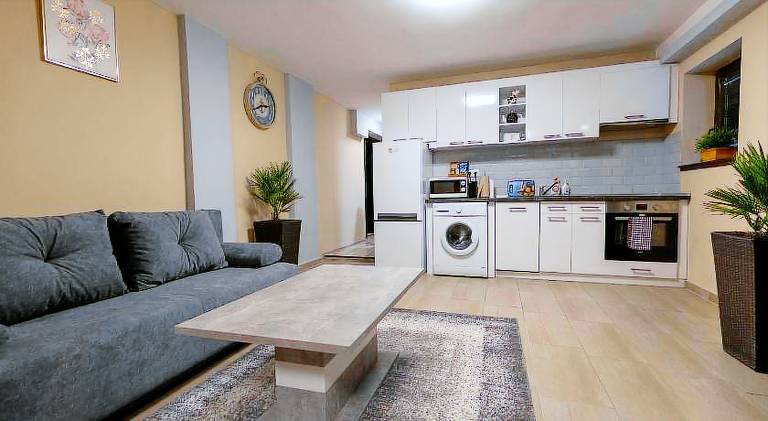 Rental apartment with 2 rooms for 5 persons — photo 2