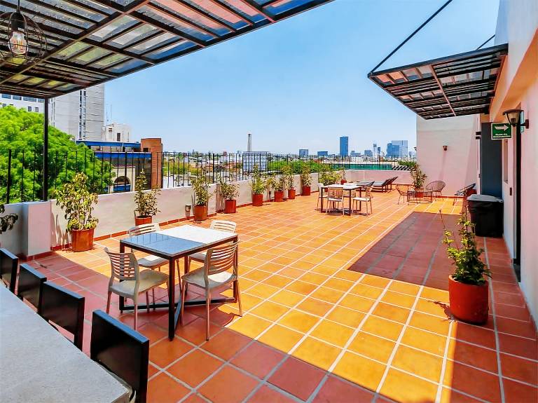 Rental apartment with terrace — photo 3