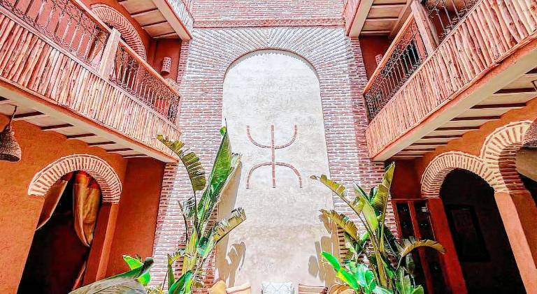 Villa with pool | Near Bahia Palace | Pet-friendly — photo 4