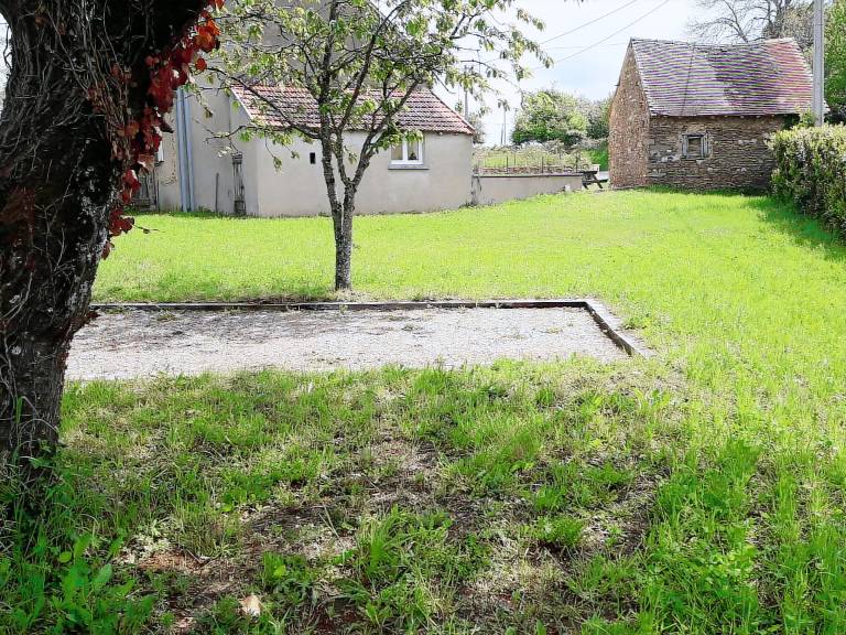 Cottage with garden & barbecue — photo 4