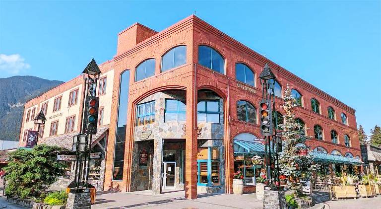 King Edward Hotel in Banff, AB