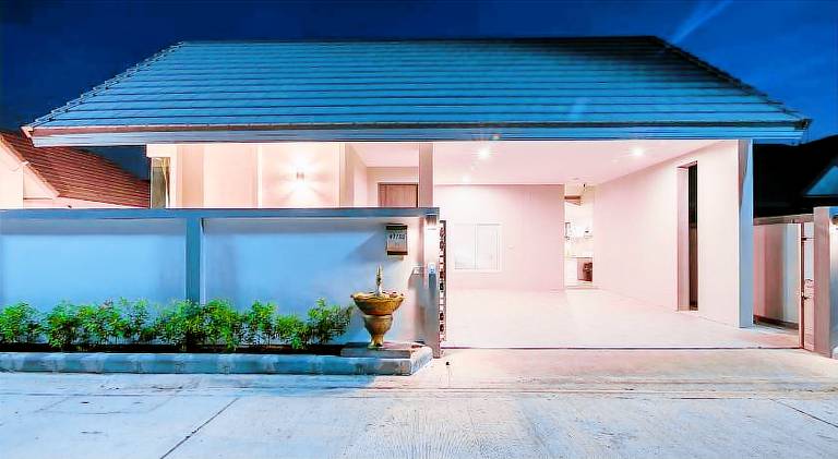 Villa with pool | Pets are welcome — photo 3