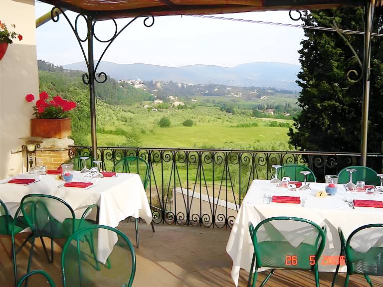 Spacious vacation home with pool, terrace & garden | Pets allowed — photo 4