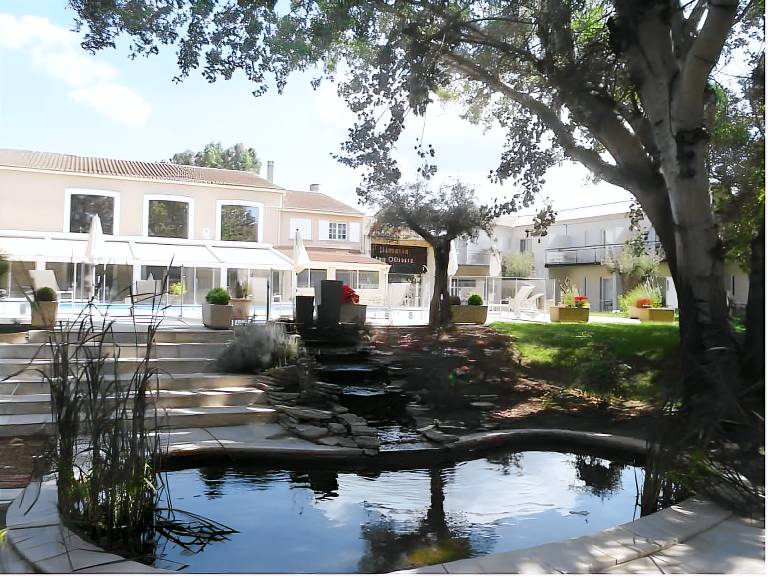 Le Domaine des Oliviers in Pierrelatte