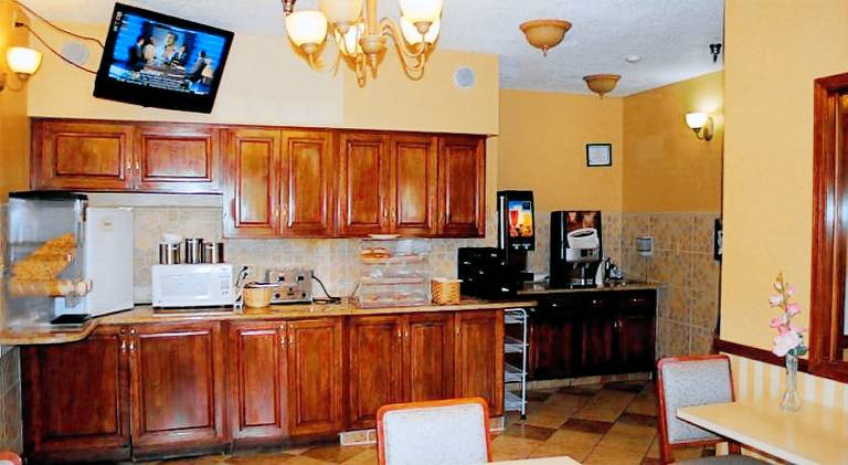 Geneva Motel Inn — photo 4