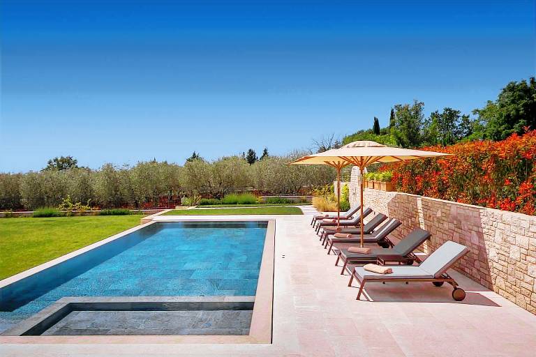 Villa with patio, pool & grill | Pool view — photo 2