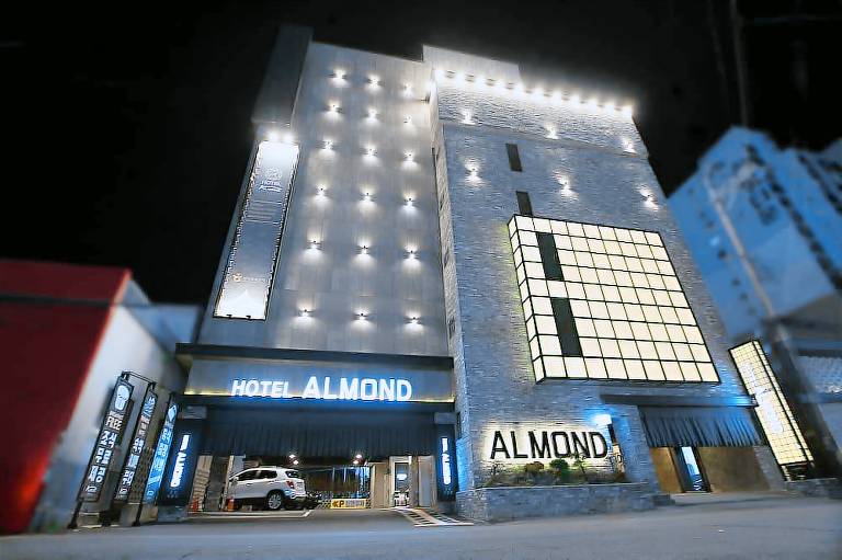 Masan Almond Hotel