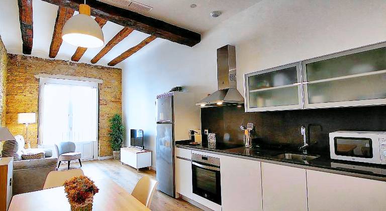 Rental apartment | Close to Cathedral-Basilica of Our Lady of the Pillar — photo 2