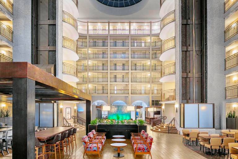 Embassy Suites by Hilton El Paso — photo 2